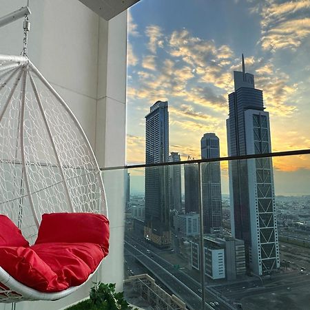 2Br With Skyline Views At Forte Near Dubai Opera Apartment ภายนอก รูปภาพ