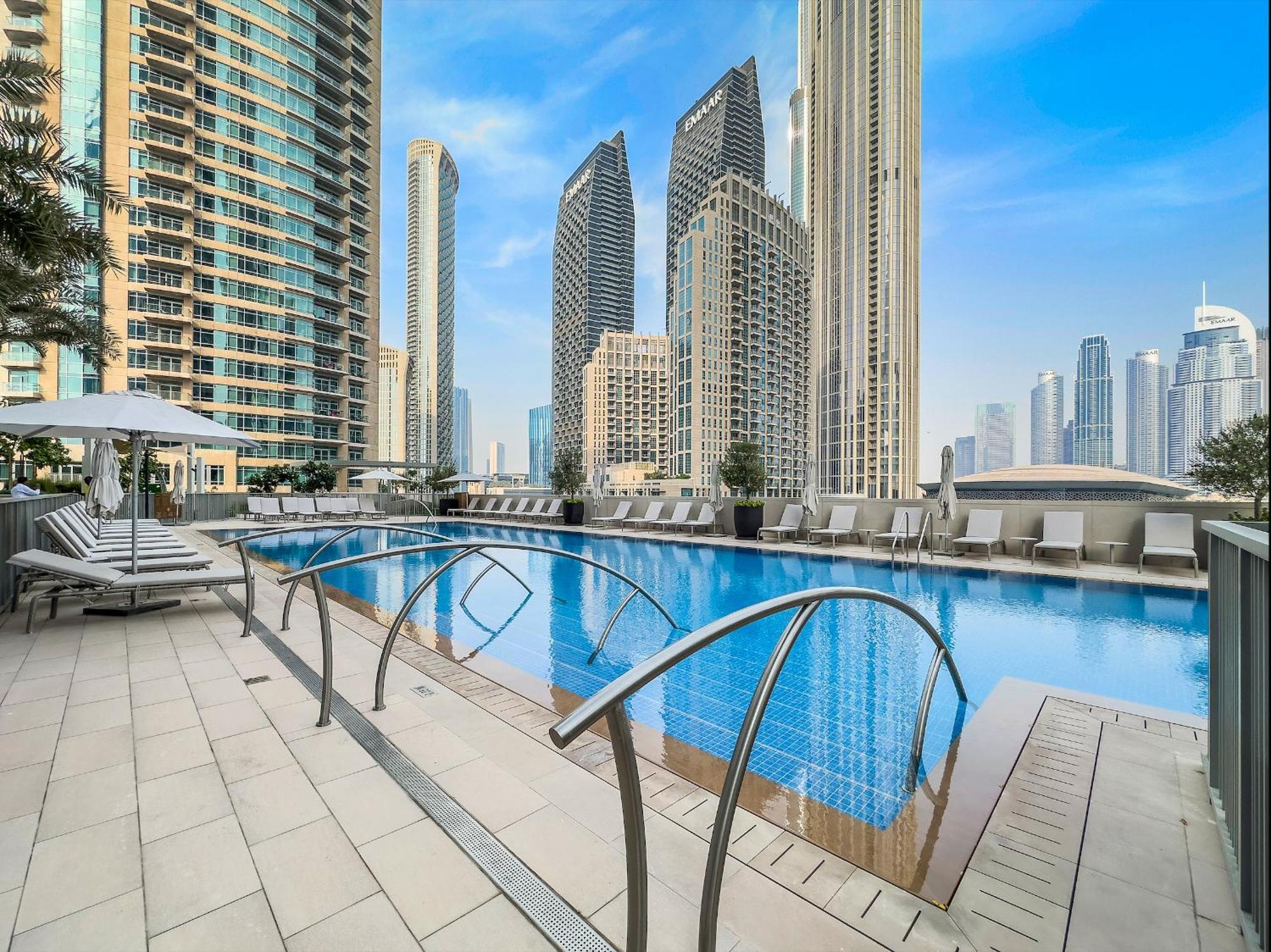 2Br With Skyline Views At Forte Near Dubai Opera Apartment ภายนอก รูปภาพ