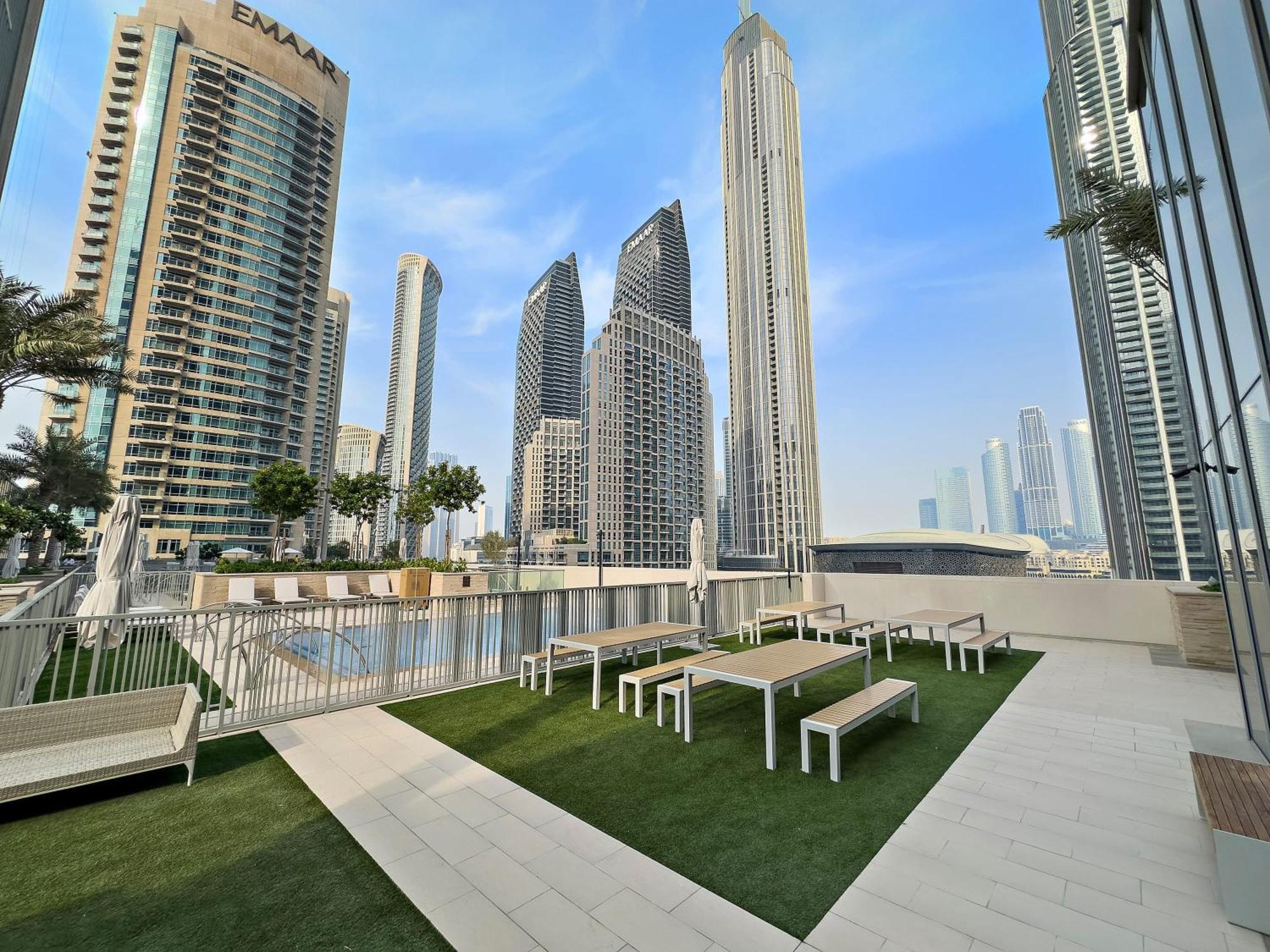 2Br With Skyline Views At Forte Near Dubai Opera Apartment ภายนอก รูปภาพ